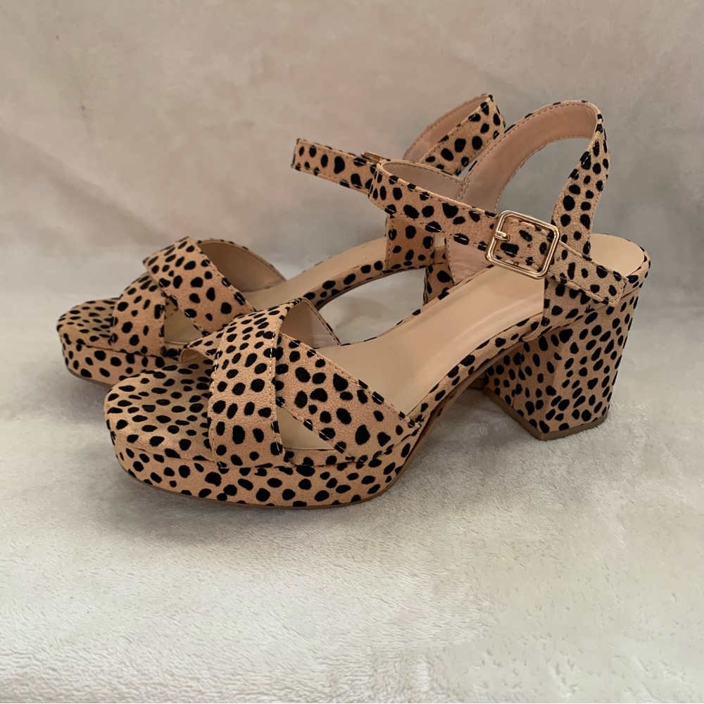 Leopard print heeled sandals